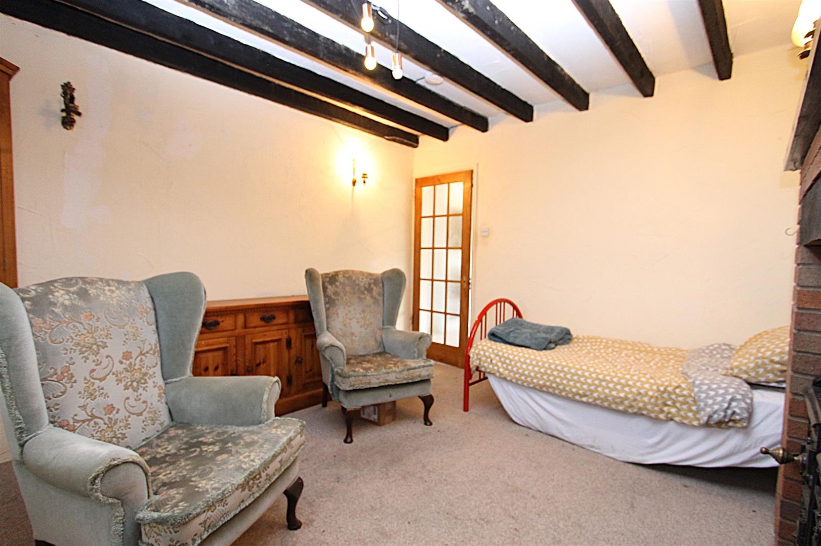4 bed property in Worcester Road, Kidderminster